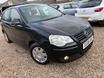 Volkswagen - Polo