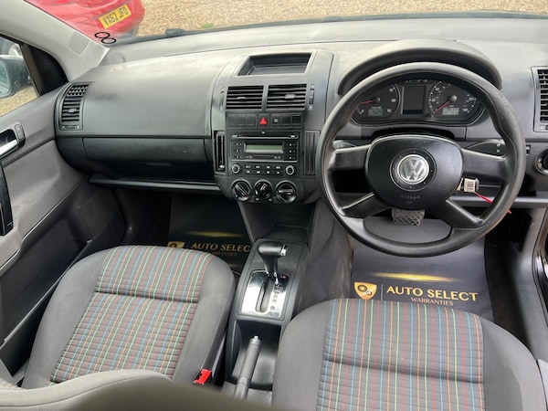 Used Volkswagen Polo 2006 for sale - 76174853: Photo 23