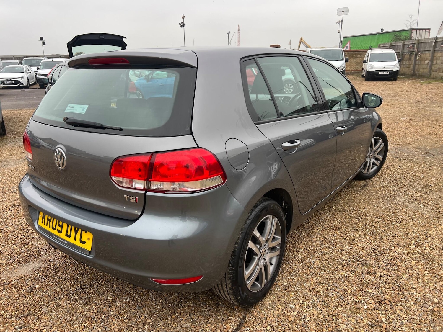 Used Volkswagen Golf 2009 for sale - 77441096: Photo 3