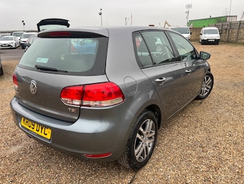 Used Volkswagen Golf 2009 for sale - 77441096: Photo