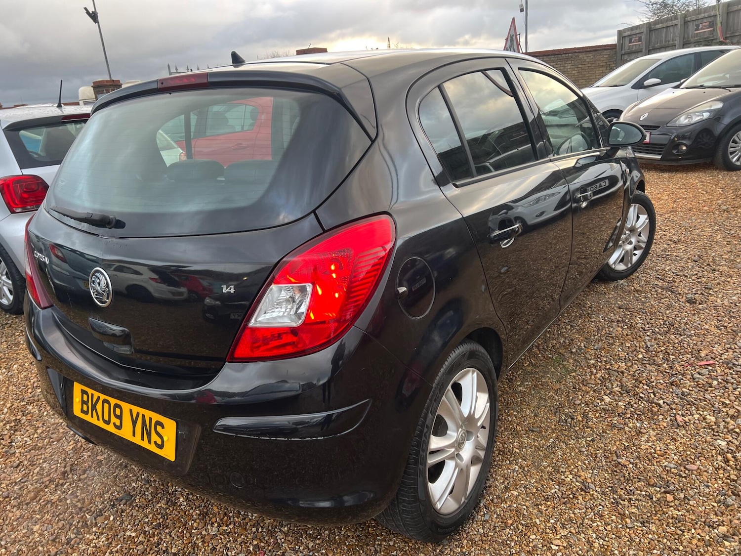Used Vauxhall Corsa for sale - 76742527: Photo 9