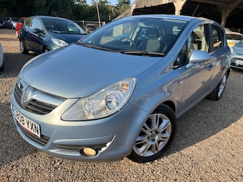 Vauxhall - Corsa