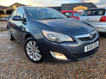 Used Vauxhall Astra 2010 for sale - 77625111: Photo