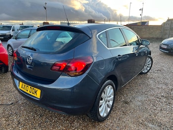 Used Vauxhall Astra 2010 for sale - 77625111: Photo