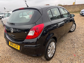 Used Vauxhall Corsa 2011 for sale - 76247300: Photo 3