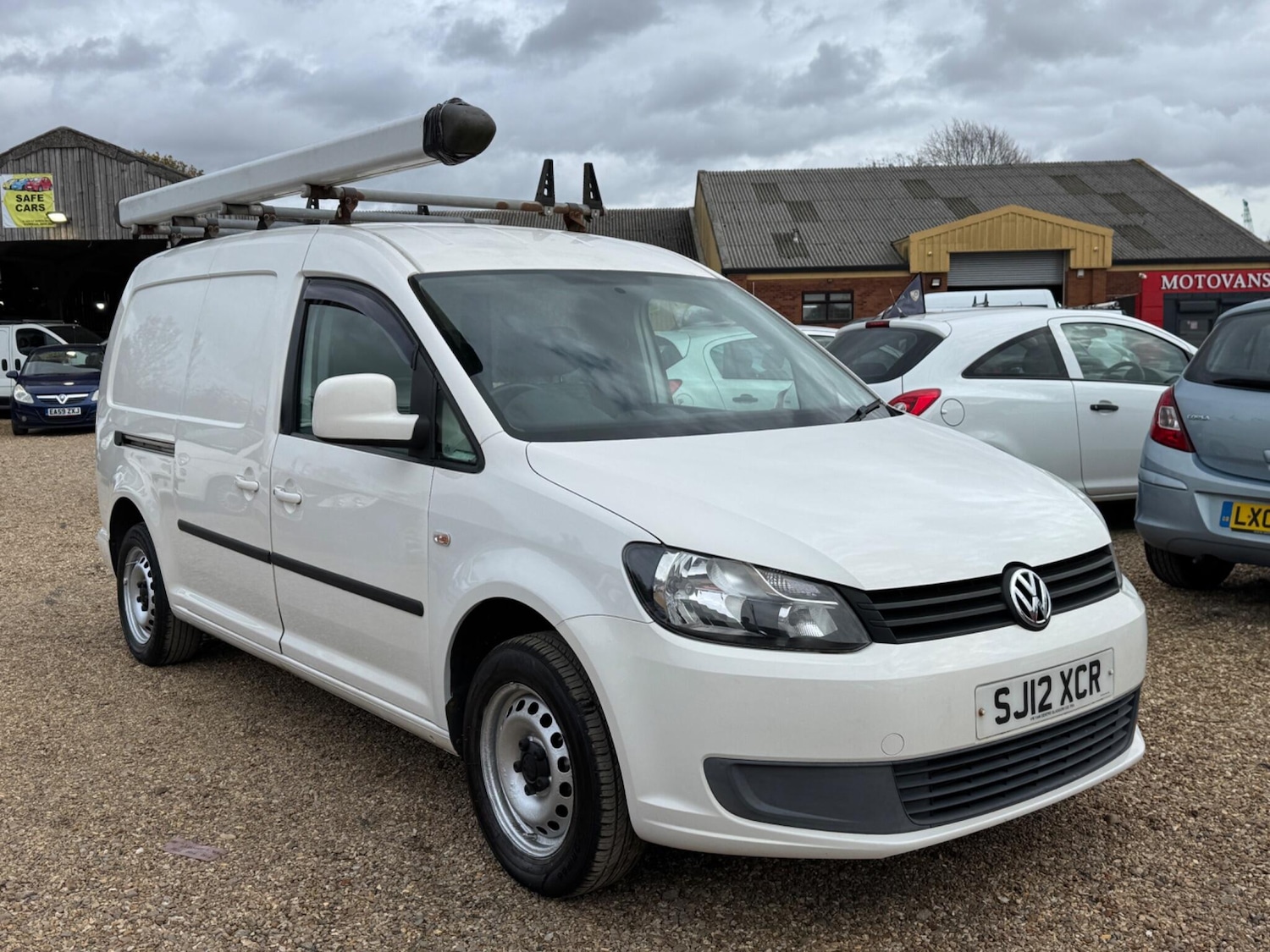 Used Volkswagen Caddy Maxi 2012 for sale - 76398956: Photo 3