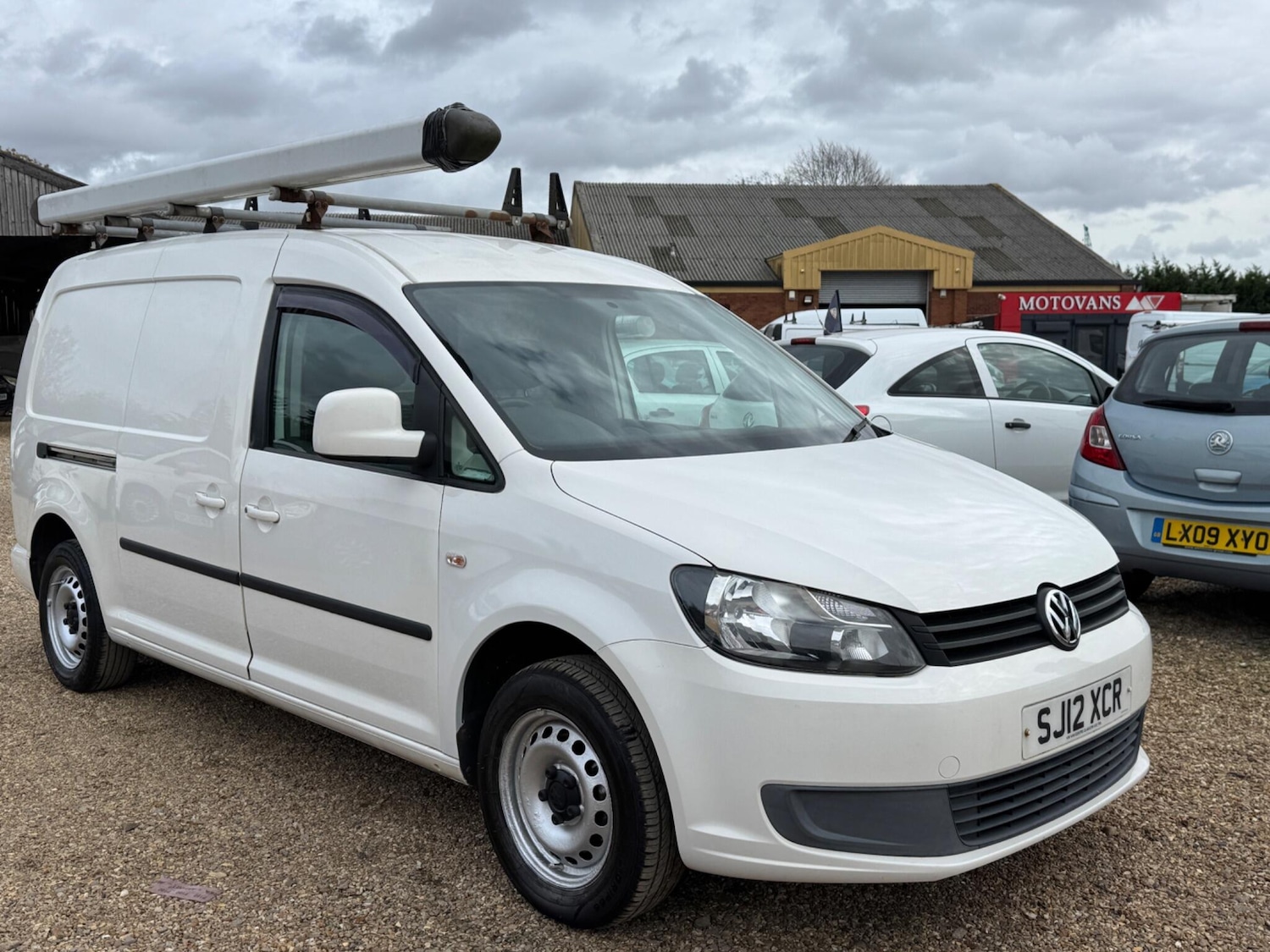 Used Volkswagen Caddy Maxi 2012 for sale - 76398956: Photo 4