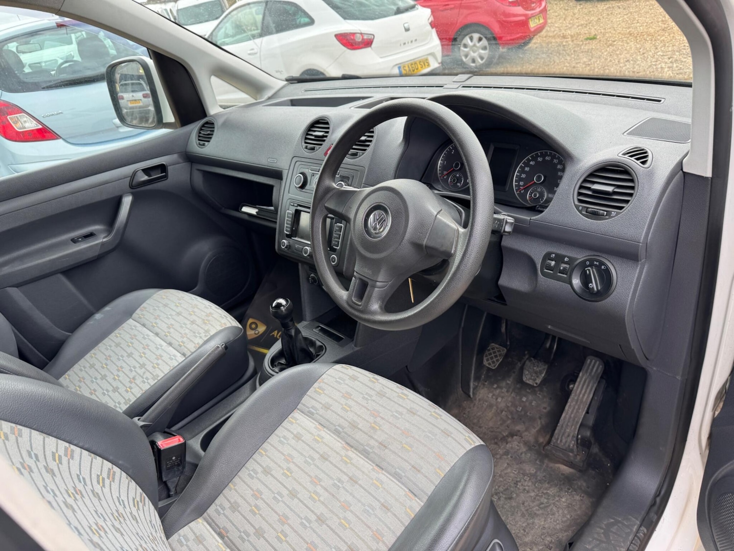 Used Volkswagen Caddy Maxi 2012 for sale - 76398956: Photo 6