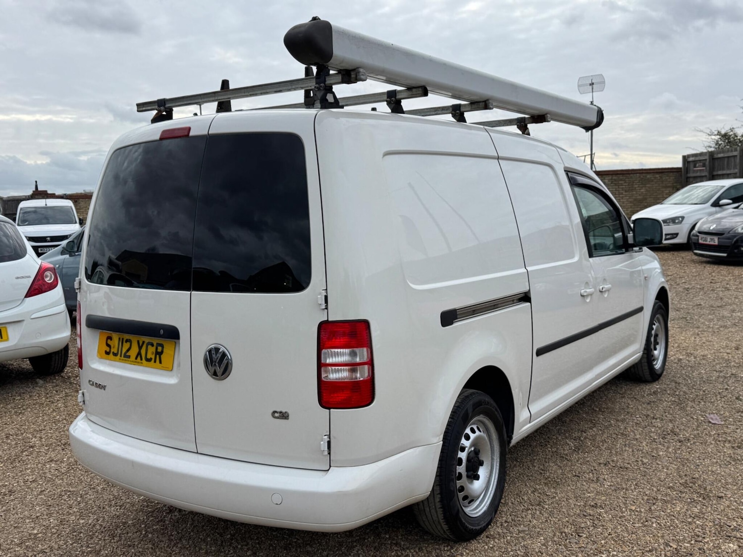 Used Volkswagen Caddy Maxi 2012 for sale - 76398956: Photo 8