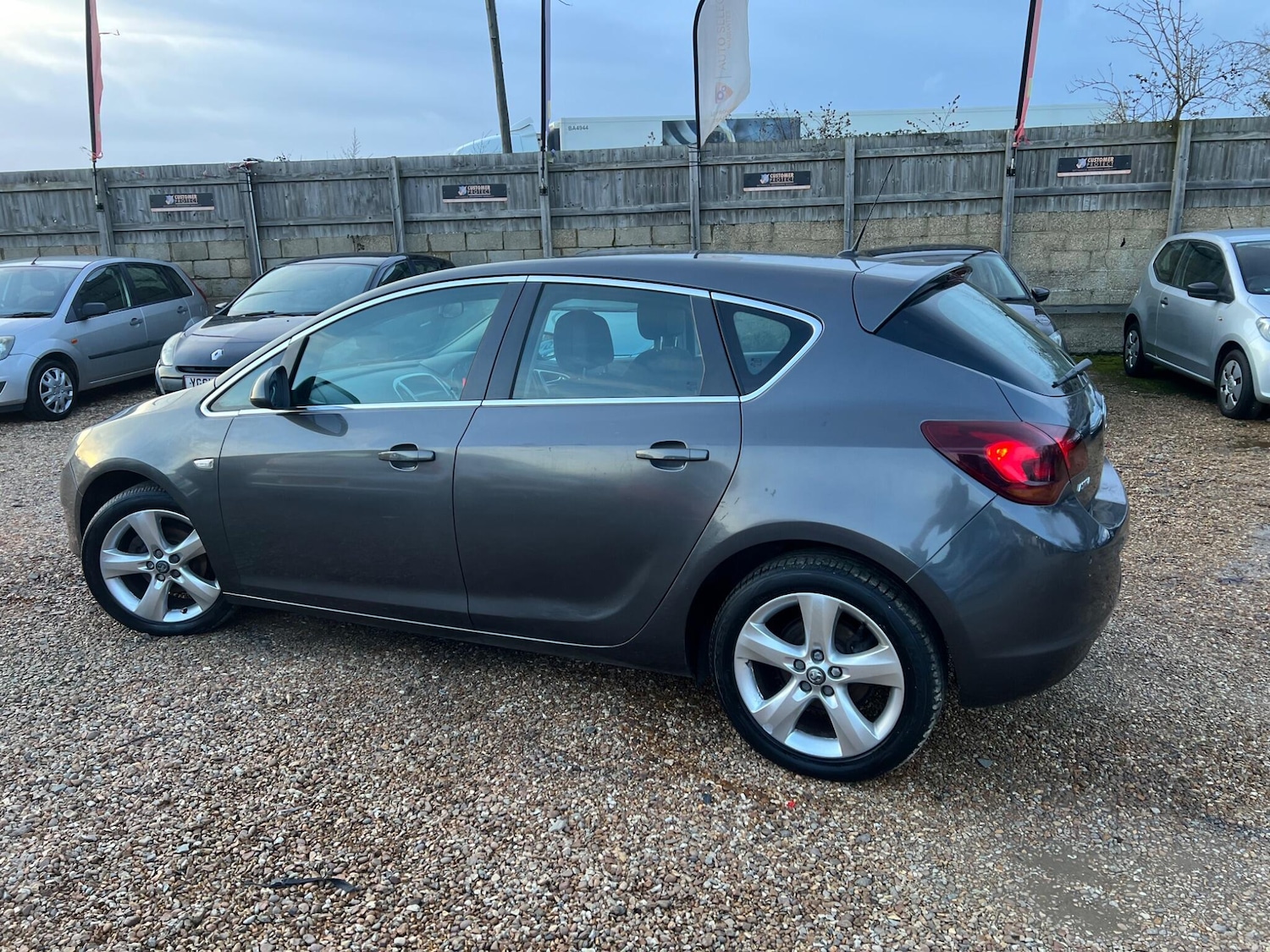 Used Vauxhall Astra 2010 for sale - 77925212: Photo 15