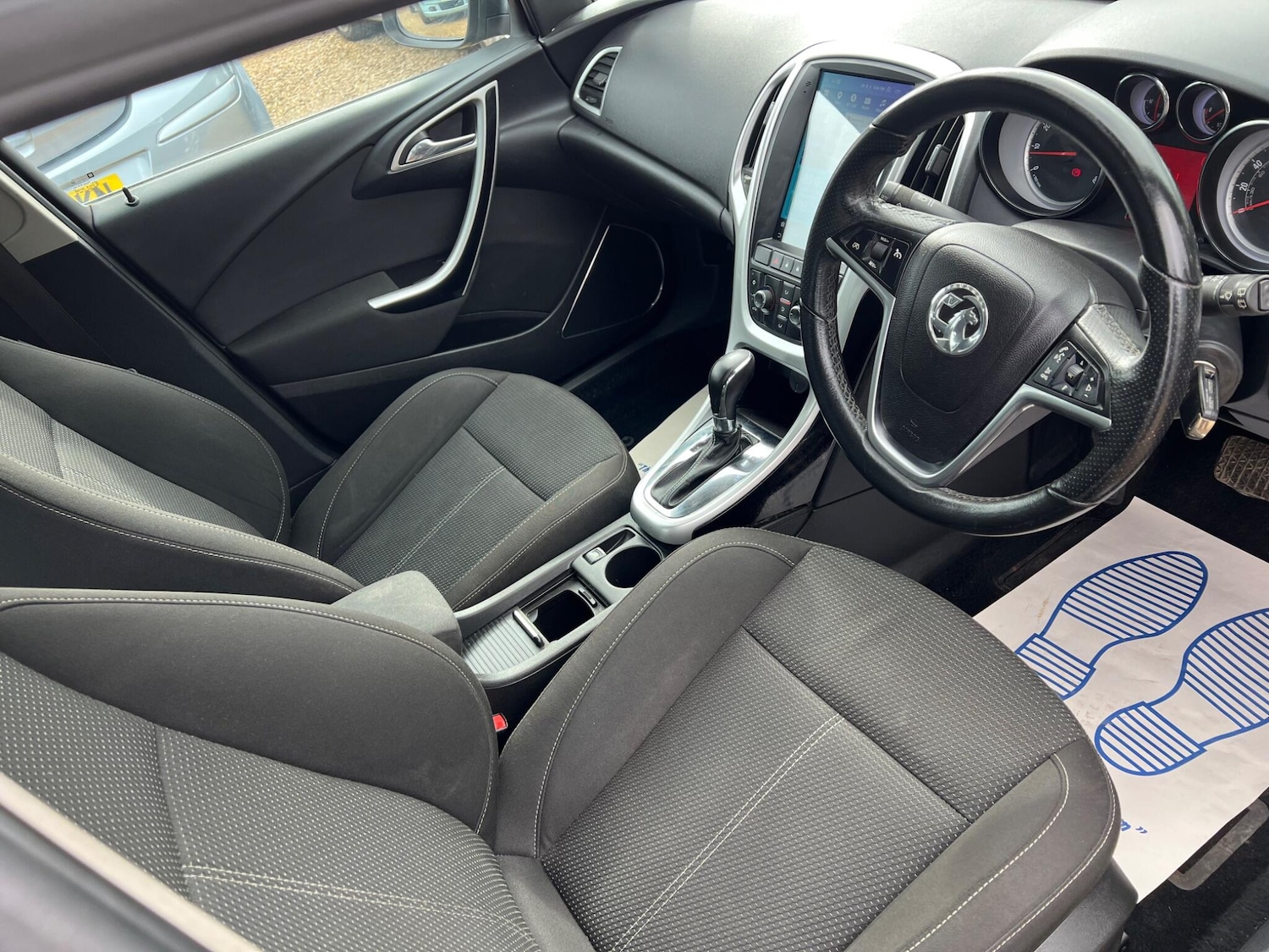 Used Vauxhall Astra 2010 for sale - 77925212: Photo 27