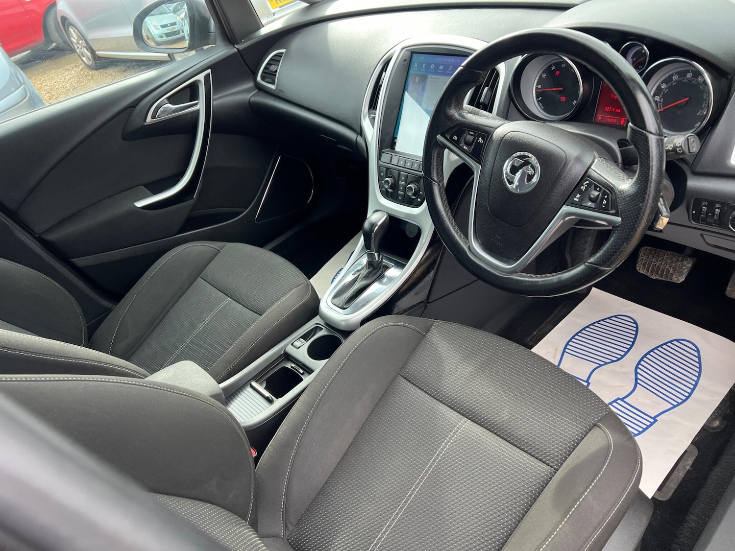 Used Vauxhall Astra 2010 for sale - 77925212: Photo 28