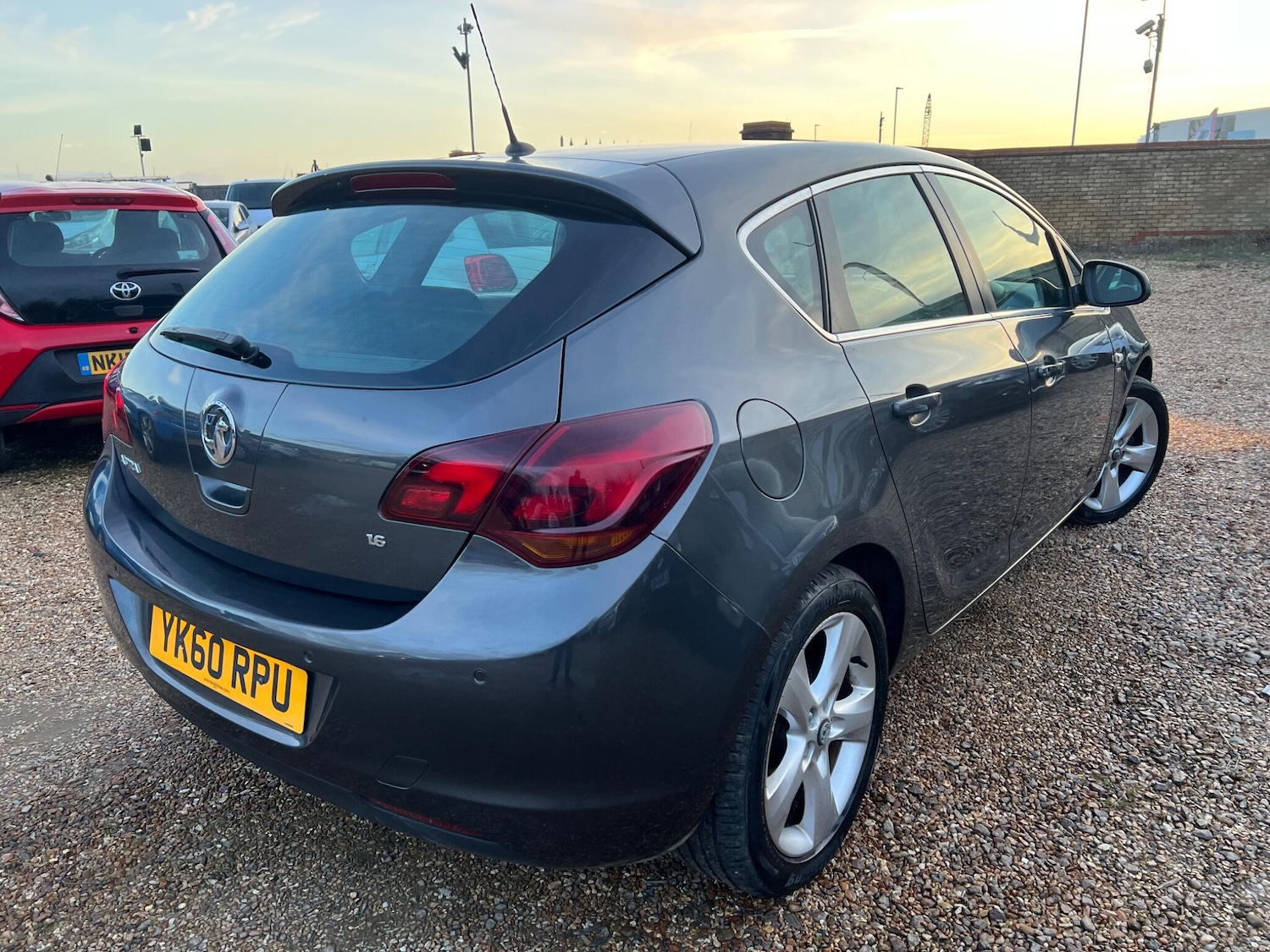 Used Vauxhall Astra 2010 for sale - 77925212: Photo 4