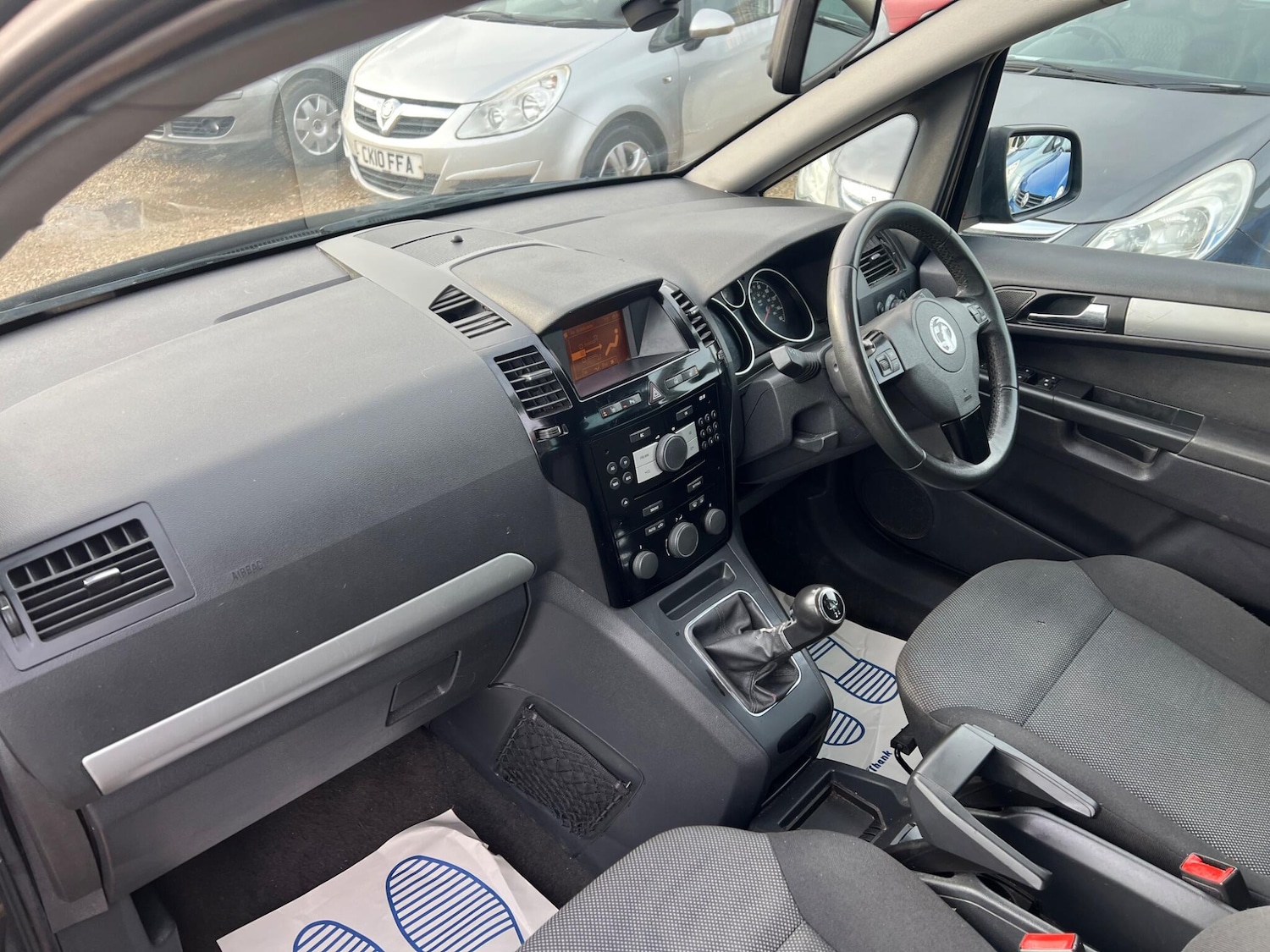 Used Vauxhall Zafira for sale - 77898570: Photo 31