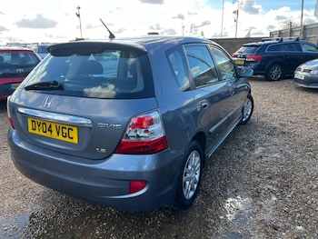 Used Honda Civic 2004 for sale - 77559316: Photo