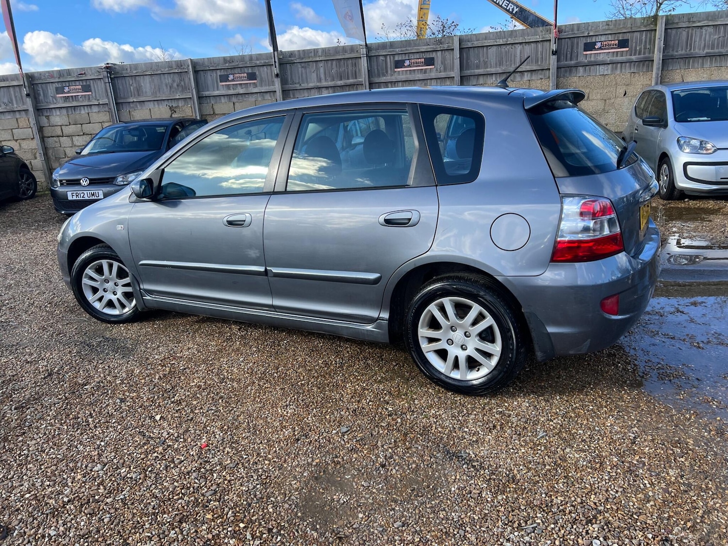 Used Honda Civic 2004 for sale - 77559316: Photo 9