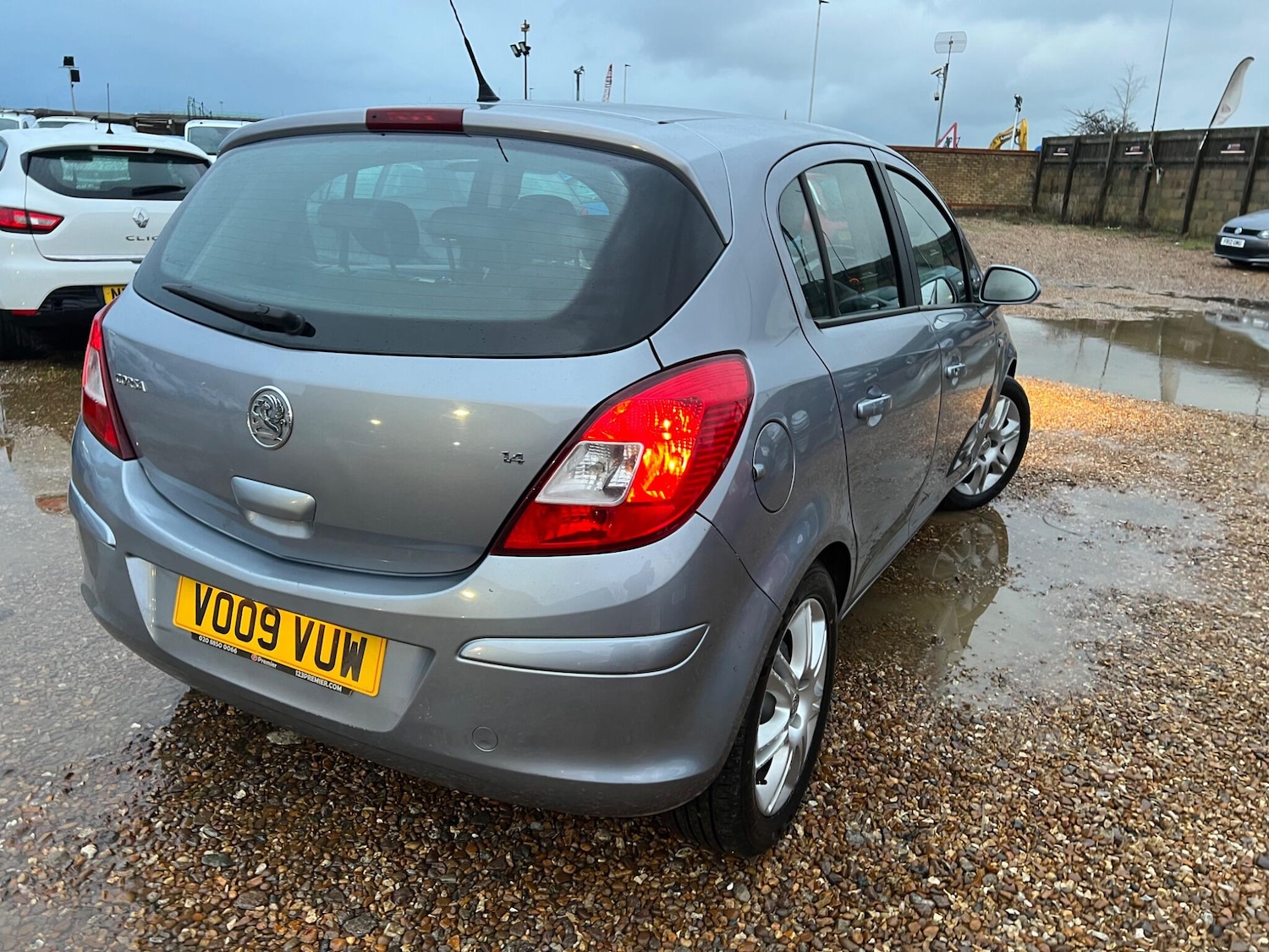 Used Vauxhall Corsa 2009 for sale - 77925855: Photo 9