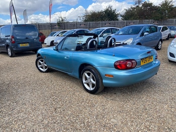 Used Mazda MX-5 2001 for sale - 76742468: Photo