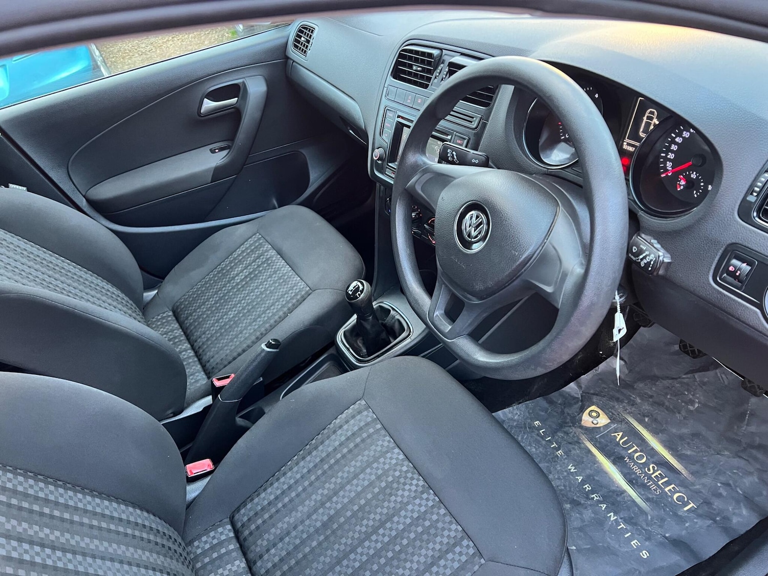 Used Volkswagen Polo 2014 for sale - 76715352: Photo 23