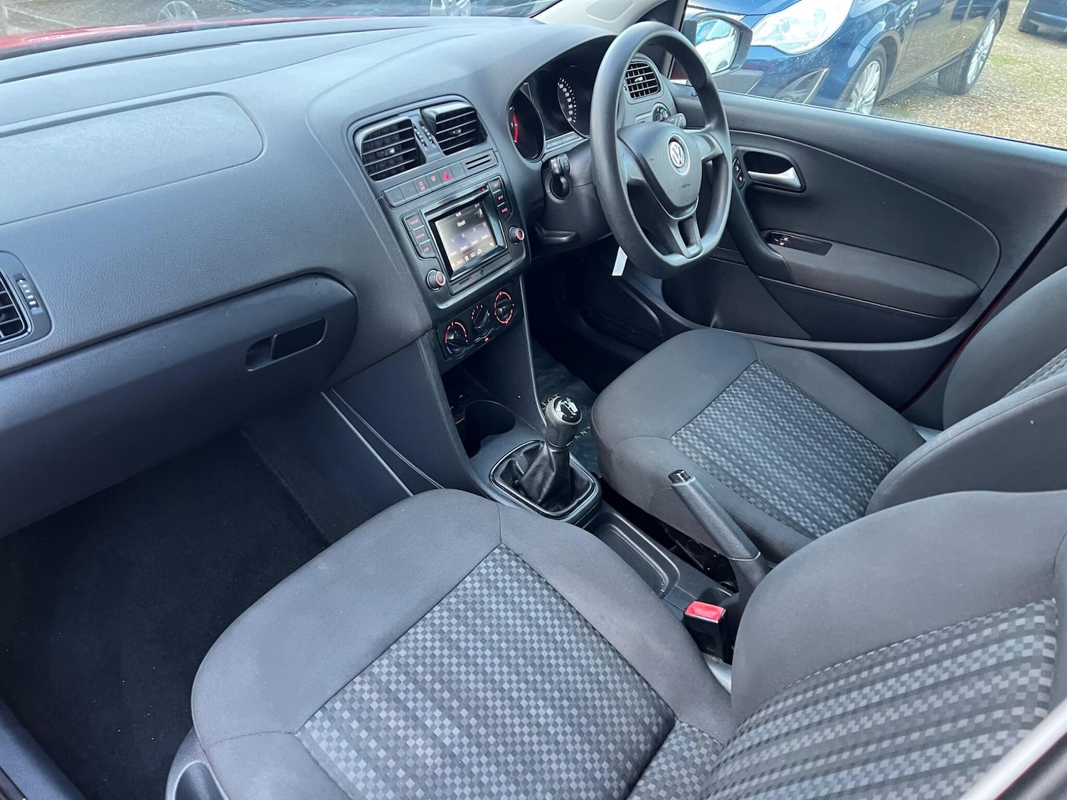 Used Volkswagen Polo 2014 for sale - 76715352: Photo 26