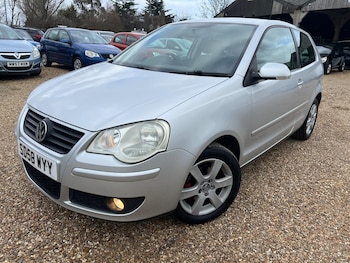 Used Volkswagen Polo 2008 for sale - 77647108: Photo