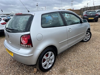Used Volkswagen Polo 2008 for sale - 77647108: Photo