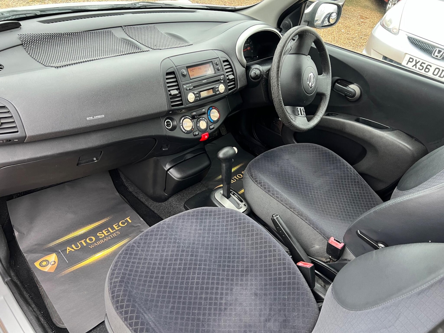 Used Nissan Micra 2004 for sale - 76562012: Photo 21