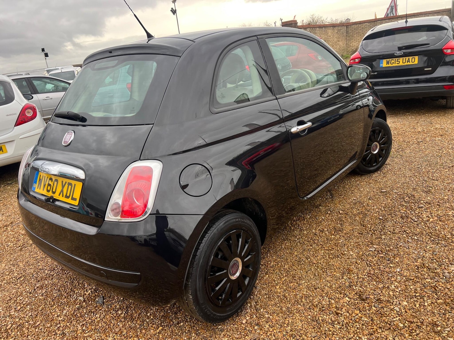 Used Fiat 500 2010 for sale - 76994110: Photo 3