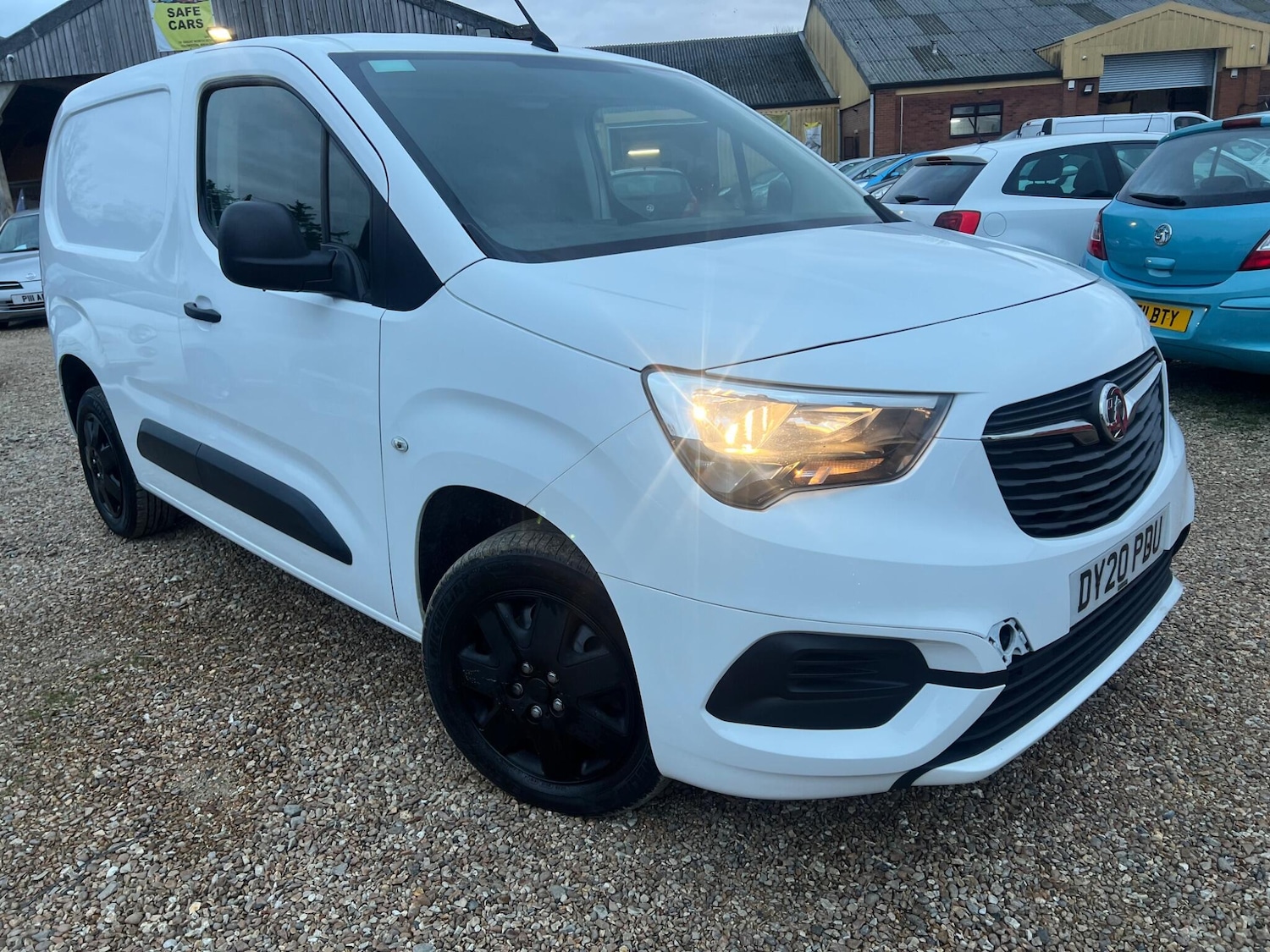 Used Vauxhall Combo 2020 for sale - 76742830: Photo 1