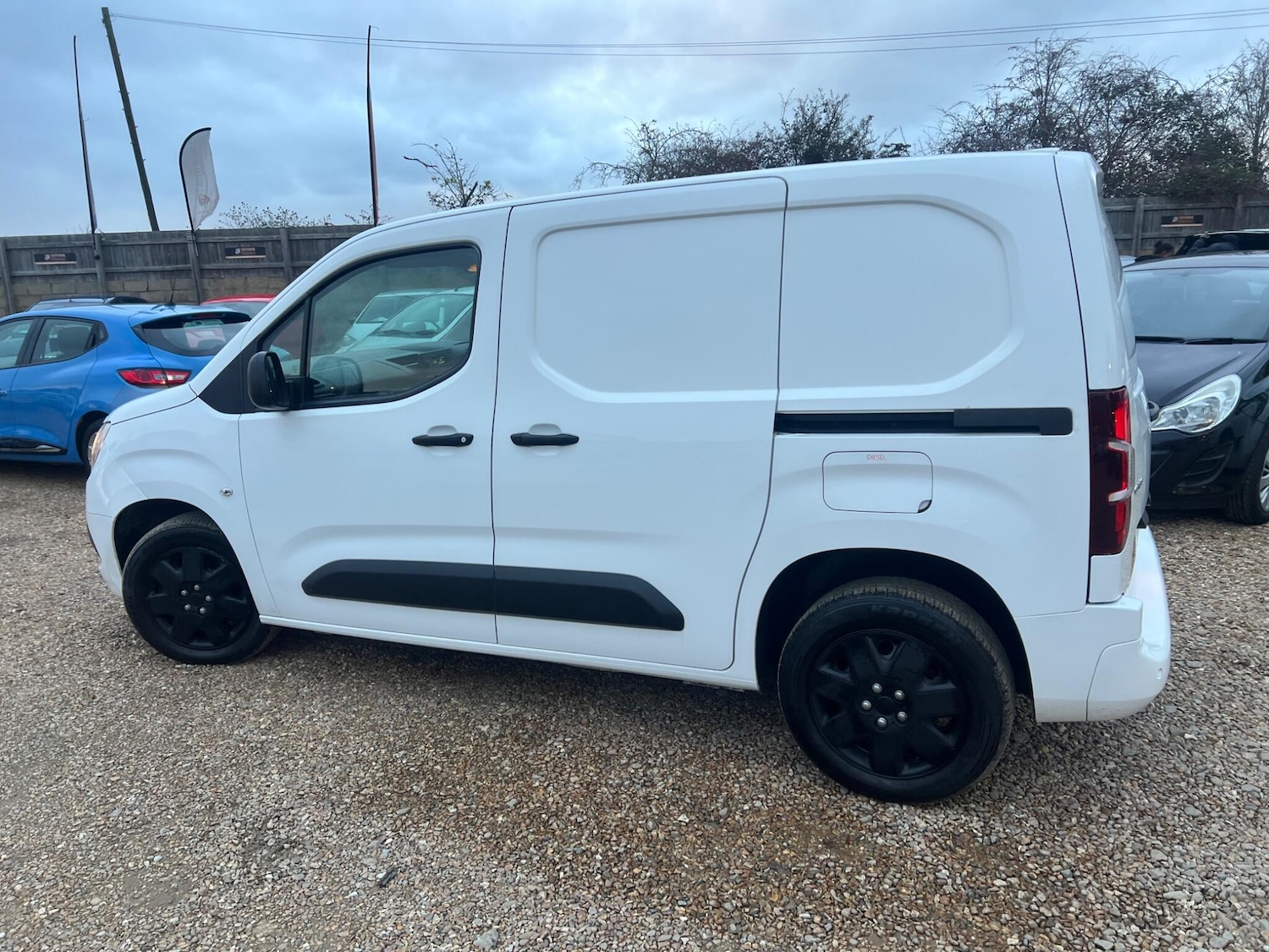 Used Vauxhall Combo 2020 for sale - 76742830: Photo 13