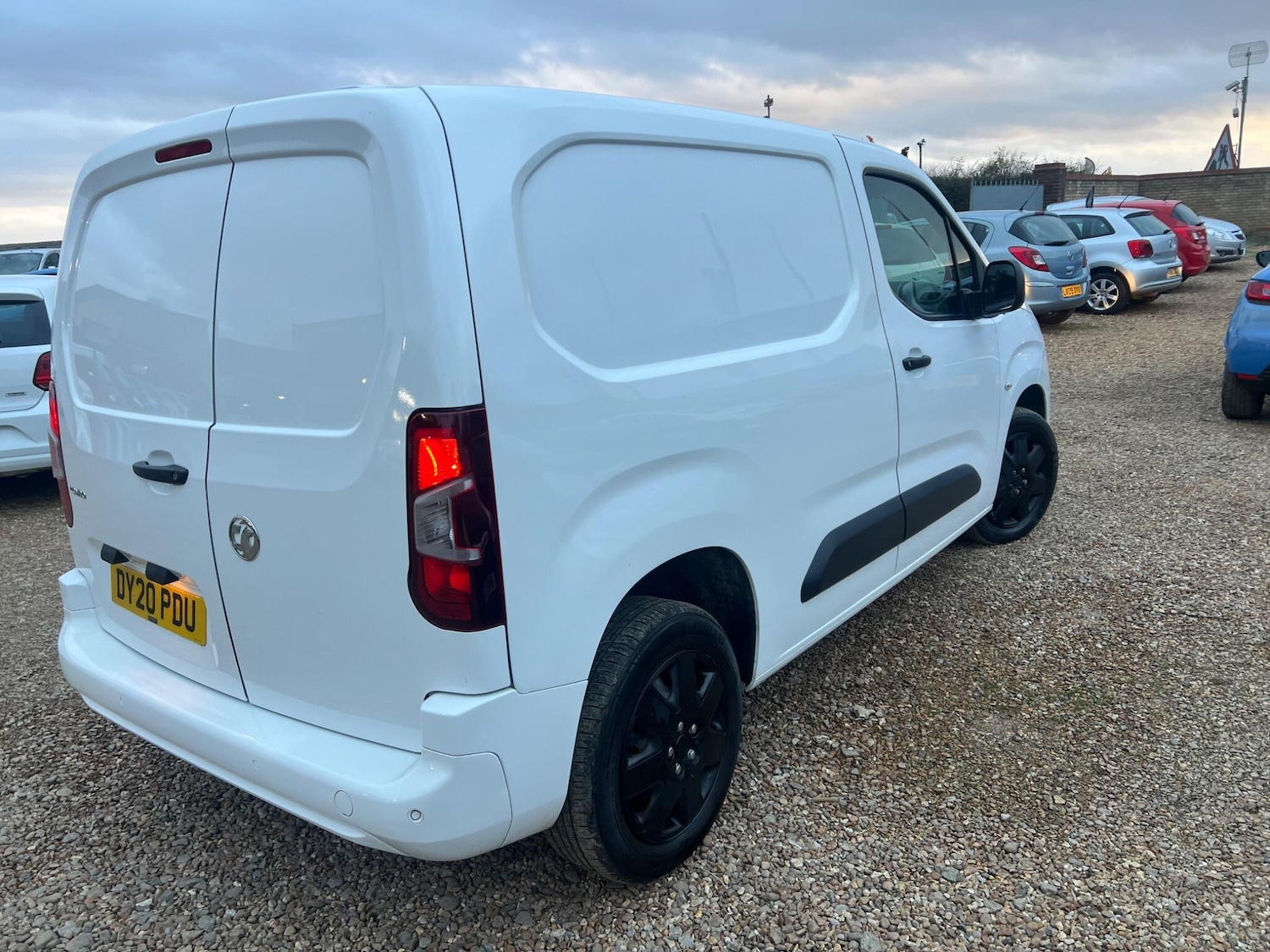 Used Vauxhall Combo 2020 for sale - 76742830: Photo 3