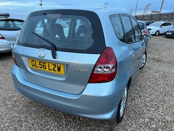 Used Honda Jazz 2006 for sale - 76499529: Photo