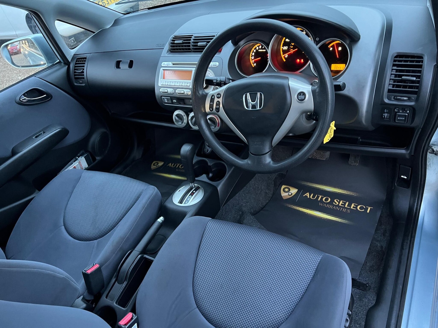 Used Honda Jazz 2006 for sale - 76499529: Photo 7