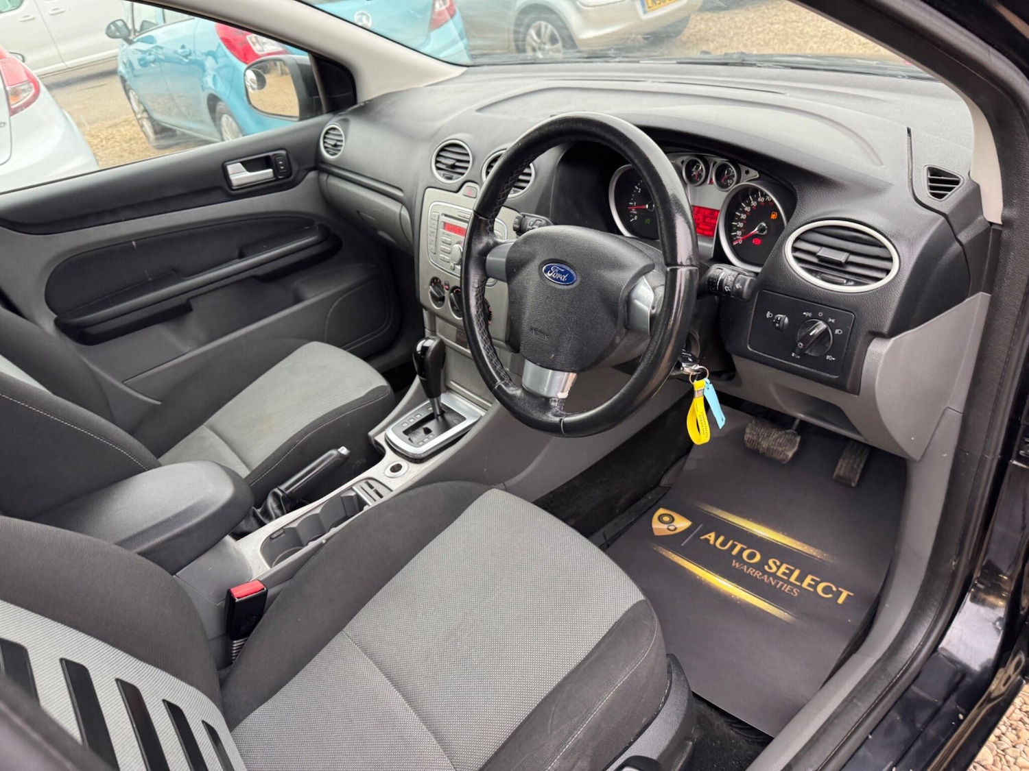 Used Ford Focus 2010 for sale - 76989943: Photo 17