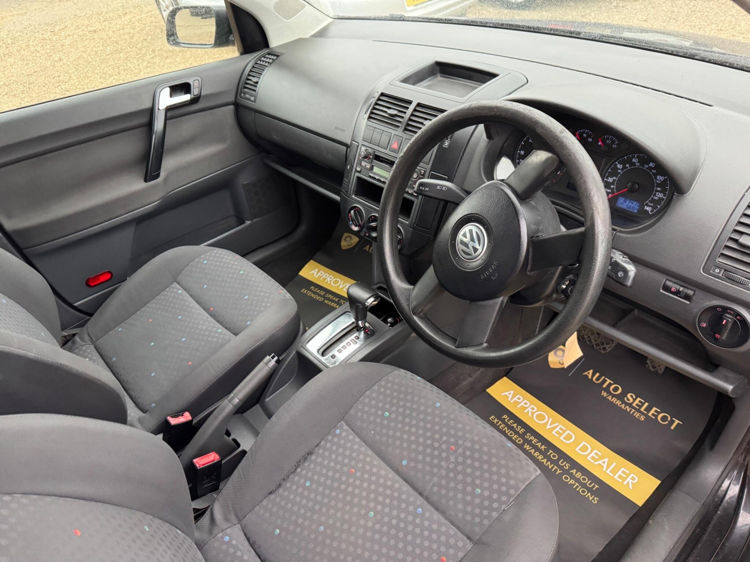 Used Volkswagen Polo 2003 for sale - 78185135: Photo 10