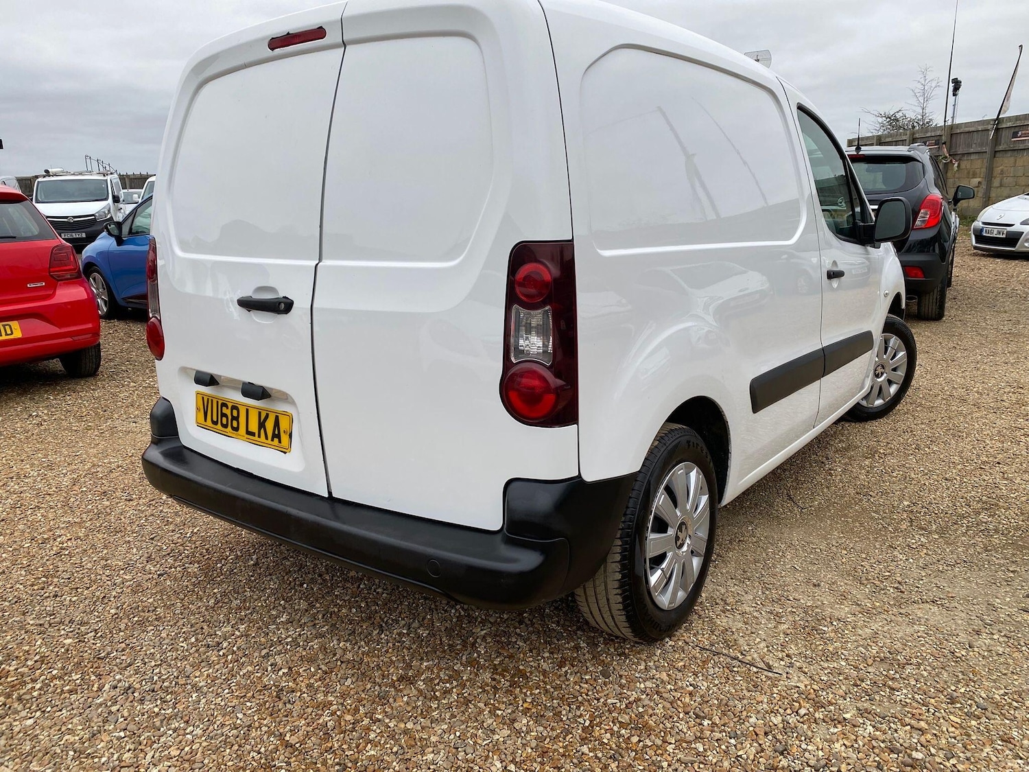 Used Peugeot Partner 2018 for sale - 77163452: Photo 10