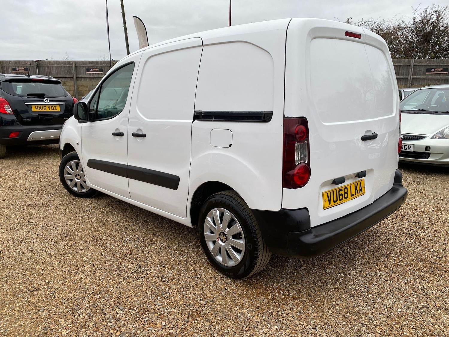 Used Peugeot Partner 2018 for sale - 77163452: Photo 15