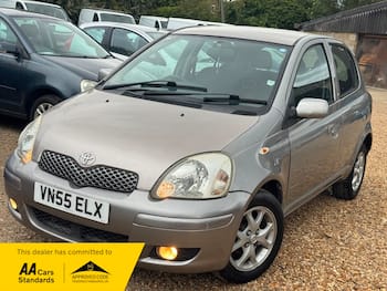 Used Toyota Yaris 2005 for sale - 79835824: Photo