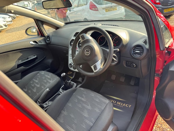Used Vauxhall Corsa 2012 for sale - 75646374: Photo 6