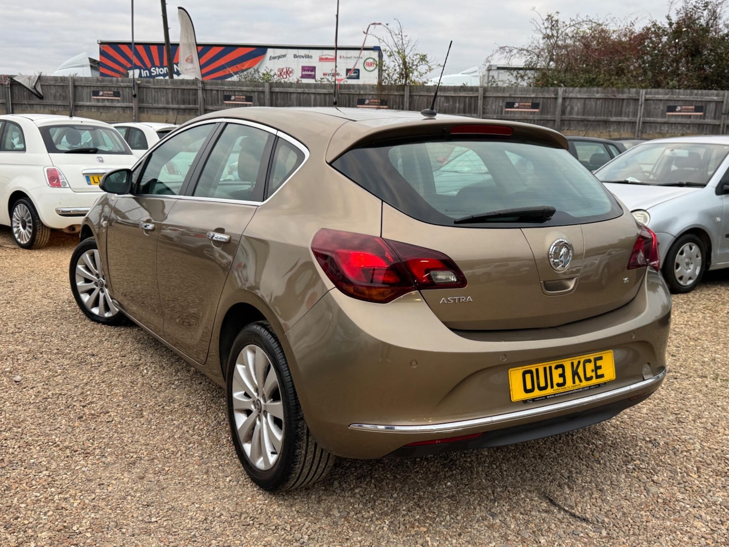 Used Vauxhall Astra 2013 for sale - 76388601: Photo 2