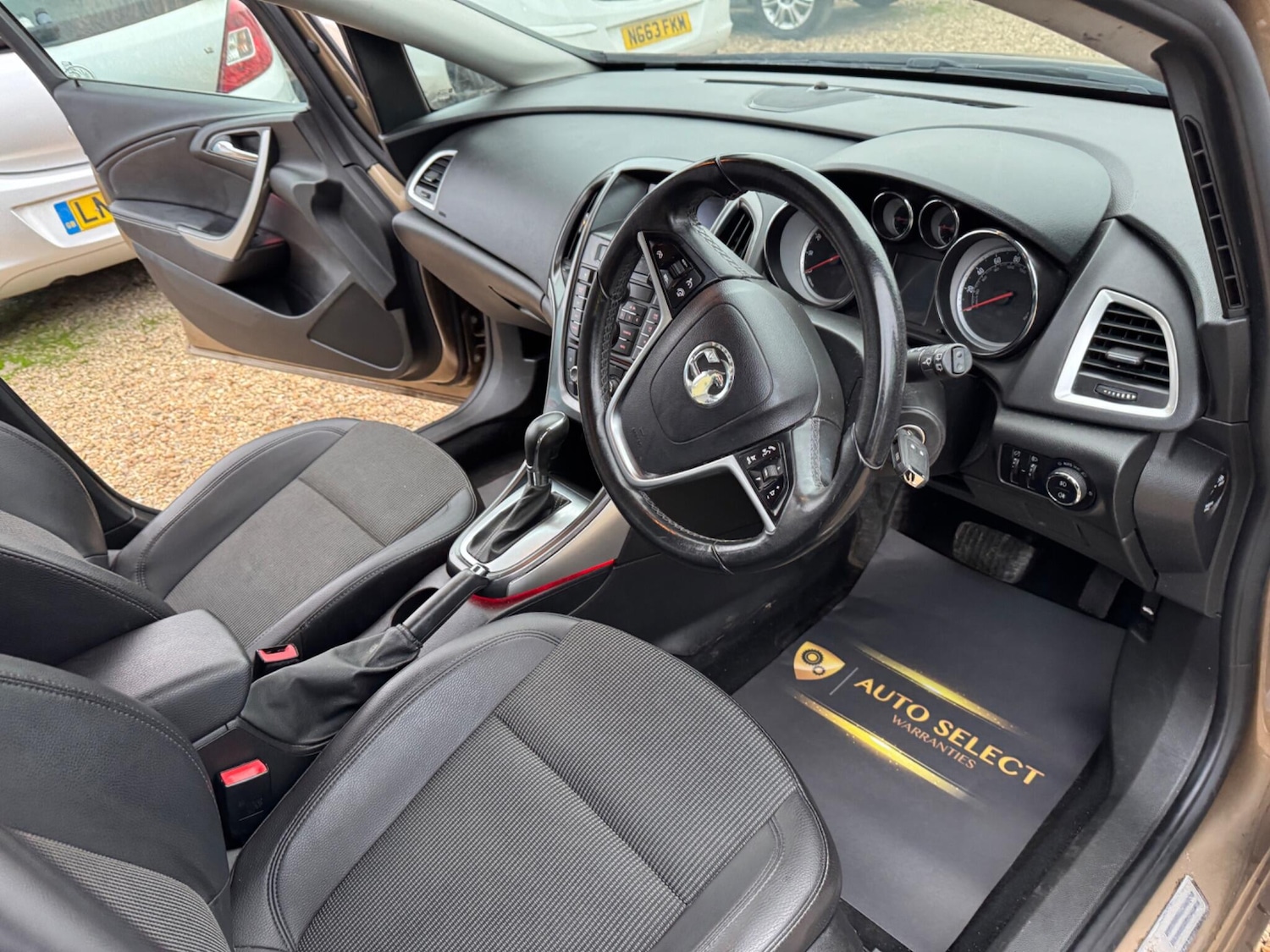 Used Vauxhall Astra 2013 for sale - 76388601: Photo 21