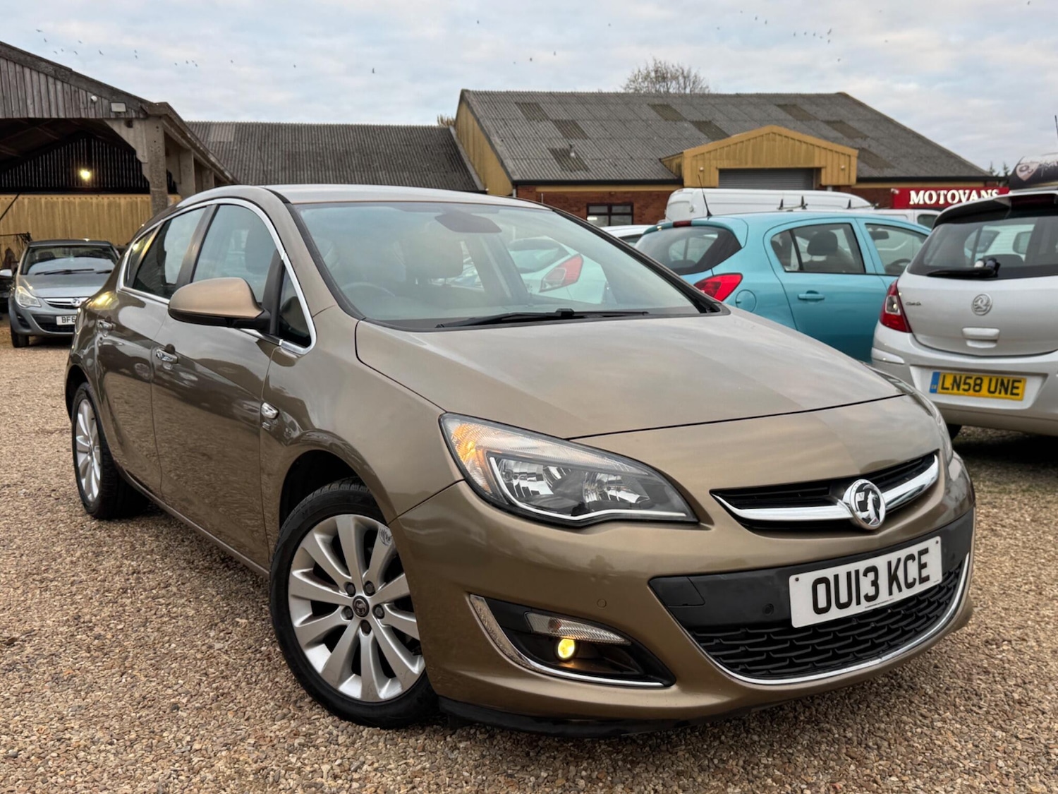 Used Vauxhall Astra 2013 for sale - 76388601: Photo 8