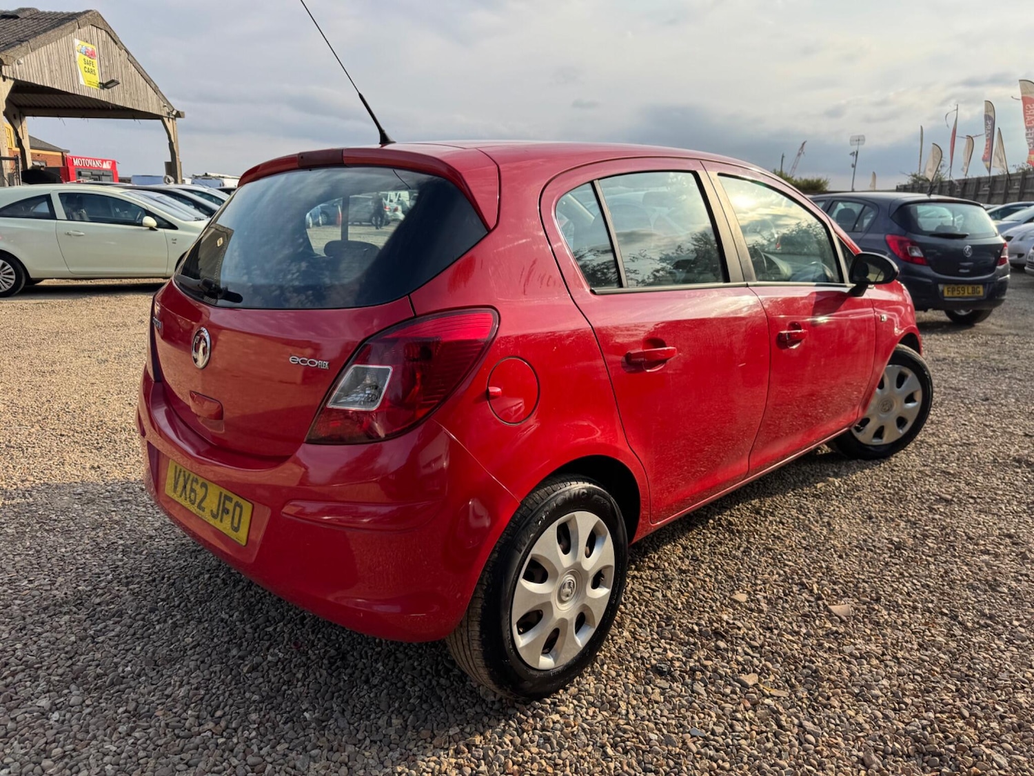 Used Vauxhall Corsa 2012 for sale - 76855869: Photo 2