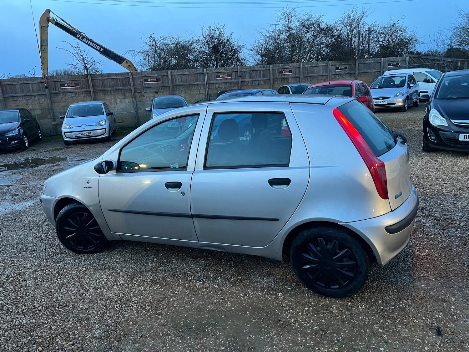 Used Fiat Punto 2002 for sale - 77559799: Photo 14