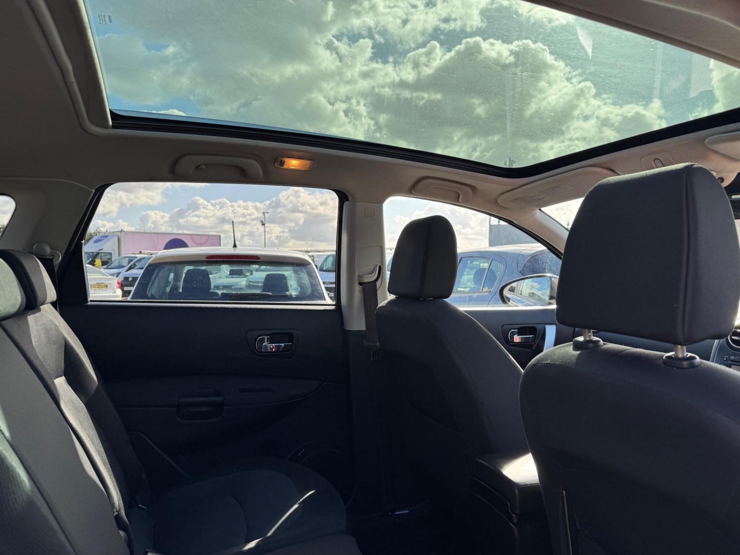 Used Nissan Qashqai+2 2010 for sale - 77892876: Photo 3