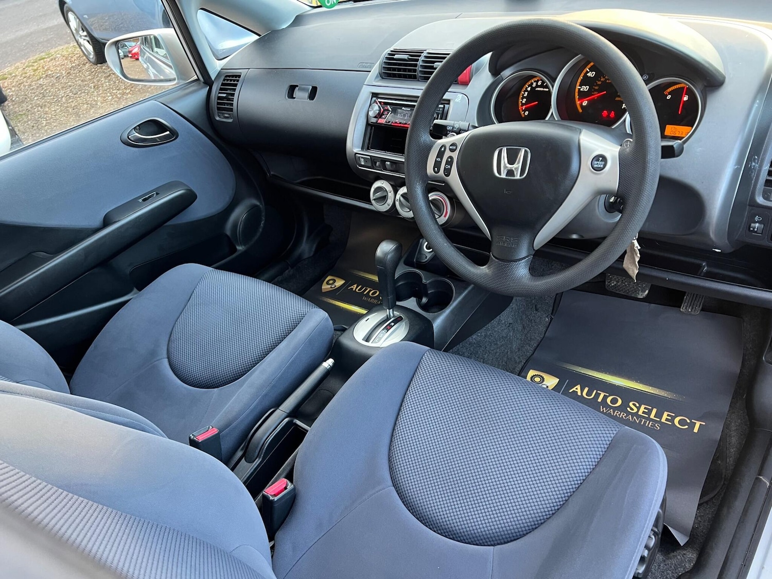 Used Honda Jazz 2005 for sale - 76521514: Photo 23