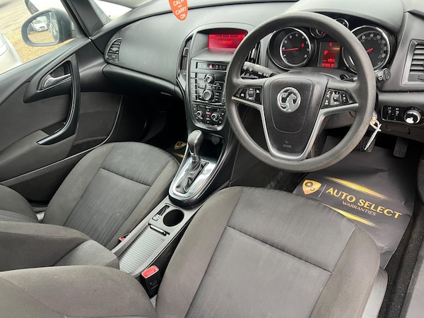 Used Vauxhall Astra 2010 for sale - 76259033: Photo 22