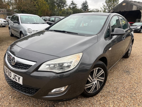 Used Vauxhall Astra 2010 for sale - 76259033: Photo 4