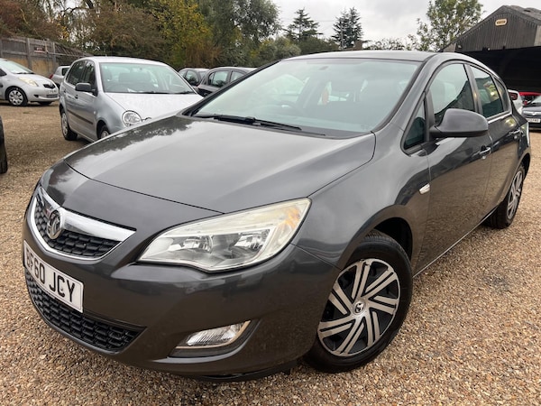 Used Vauxhall Astra 2010 for sale - 76259033: Photo 6