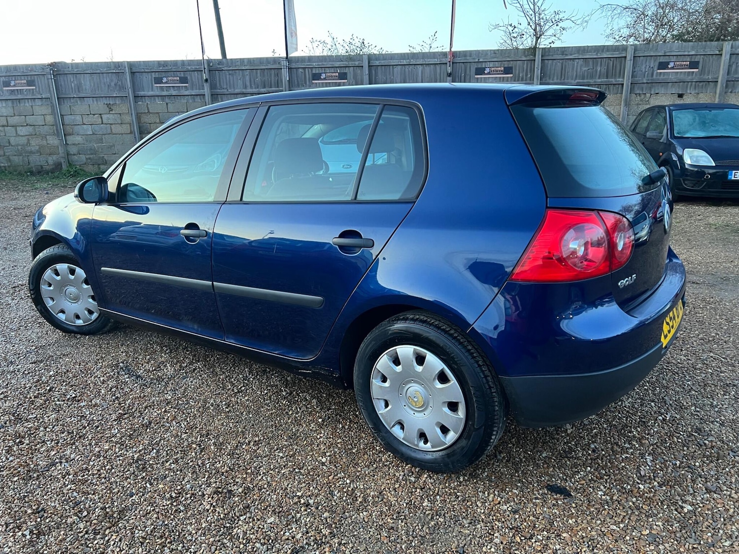 Used Volkswagen Golf 2004 for sale - 77101643: Photo 11